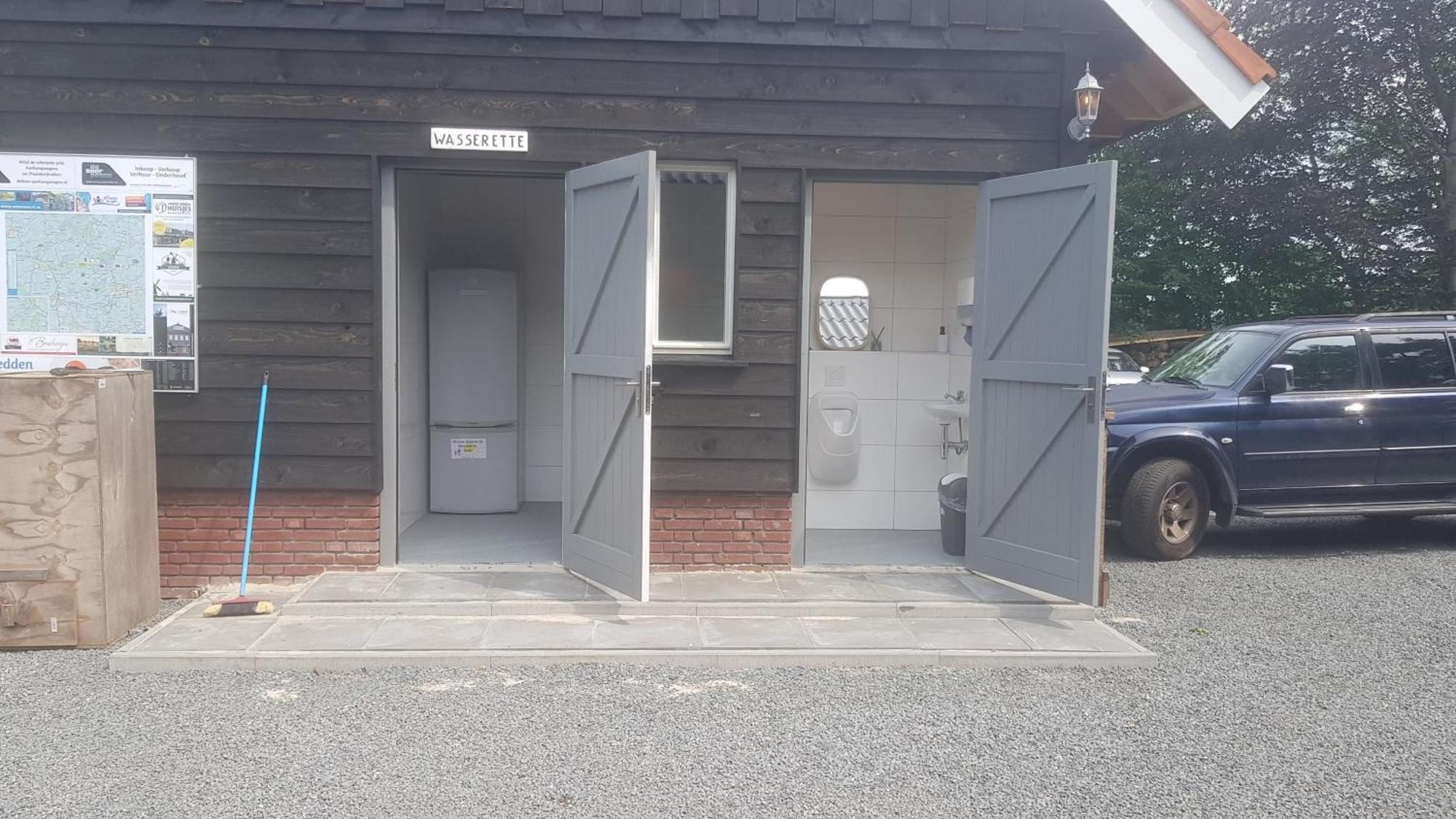Basic Ingerichte Vouwwagen Op Camping Westenenk, Wijster Exterior photo